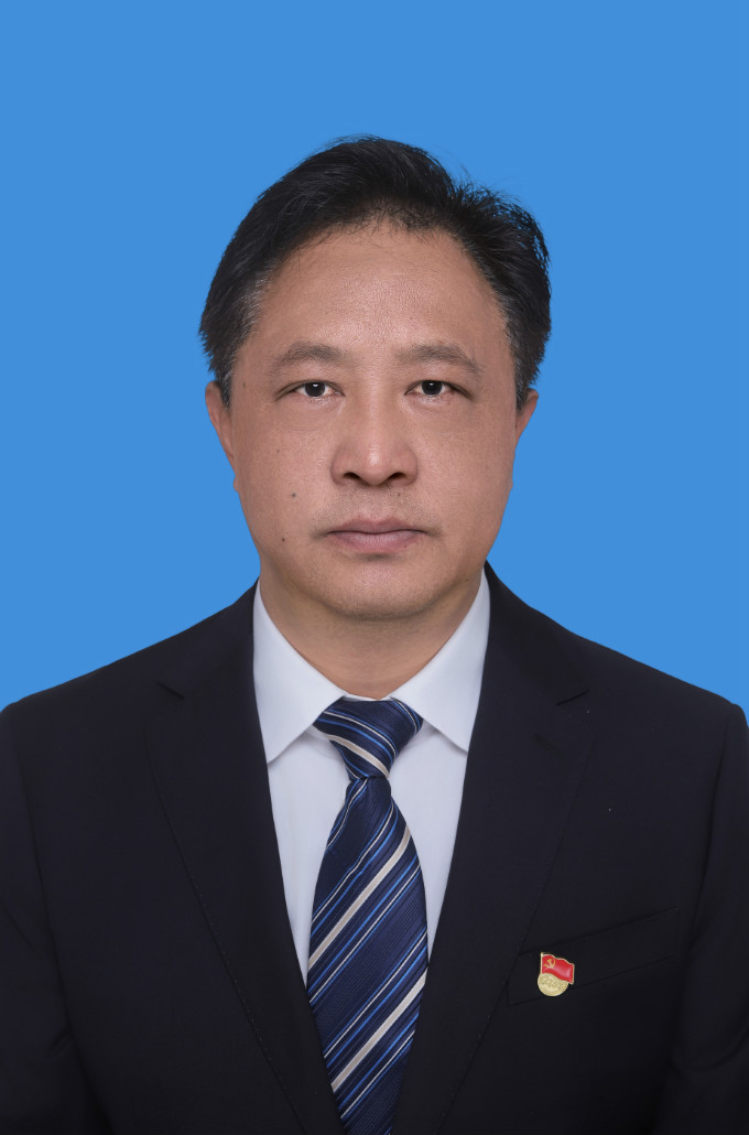 達(dá)瓦扎西（黨委委員、監(jiān)事會主席）